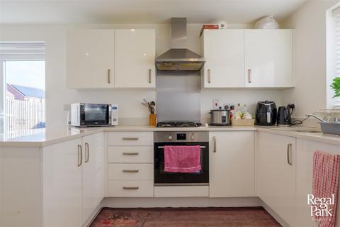 3 bedroom detached house for sale, Wilton Avenue, Peterborough PE7