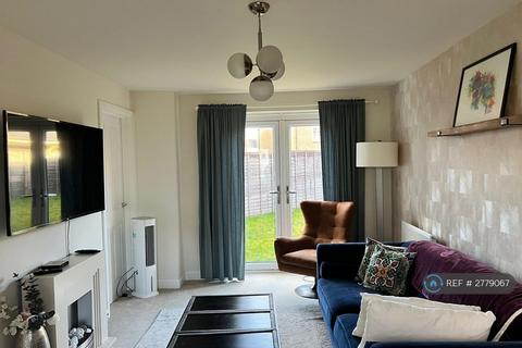 3 bedroom semi-detached house to rent, Maiden Road, Banbury, OX16
