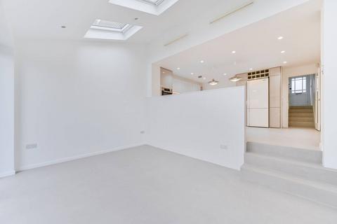 undefined, Pittville Gardens, London, SE25, South Norwood, London, SE25