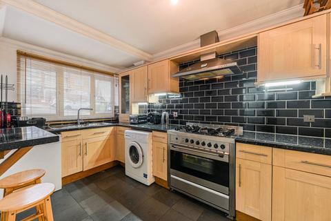 4 bedroom semi-detached house to rent, Germans Road, Forest Hill, London, SE23