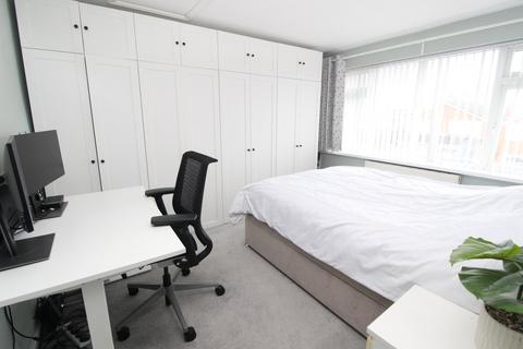 3 bedroom semi-detached house for sale, Helston Road, Walsall, WS5
