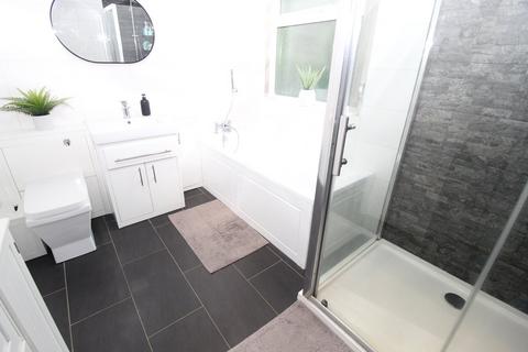 3 bedroom semi-detached house for sale, Helston Road, Walsall, WS5
