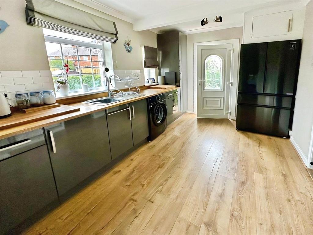 Dining Kitchen