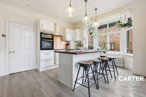 undefined, Heath Park Road, Gidea Park, Romford, RM2