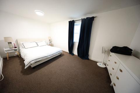 undefined, Caspian Way, Purfleet