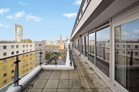 3 bedroom apartment to rent, Octavia House, 213 Townmead Road, London, SW6
