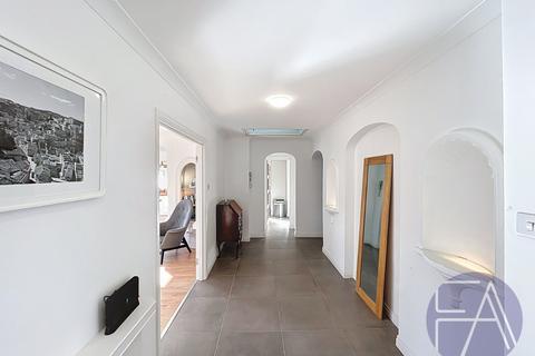 4 bedroom penthouse for sale, Westbourne Road, Merseyside PR8