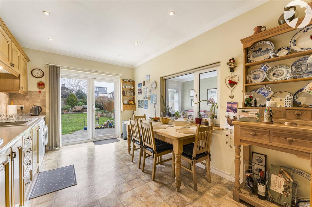 Kitchen/Dining