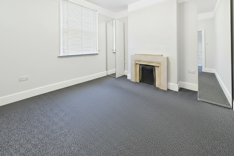 4 bedroom end of terrace house for sale, Tamworth B79