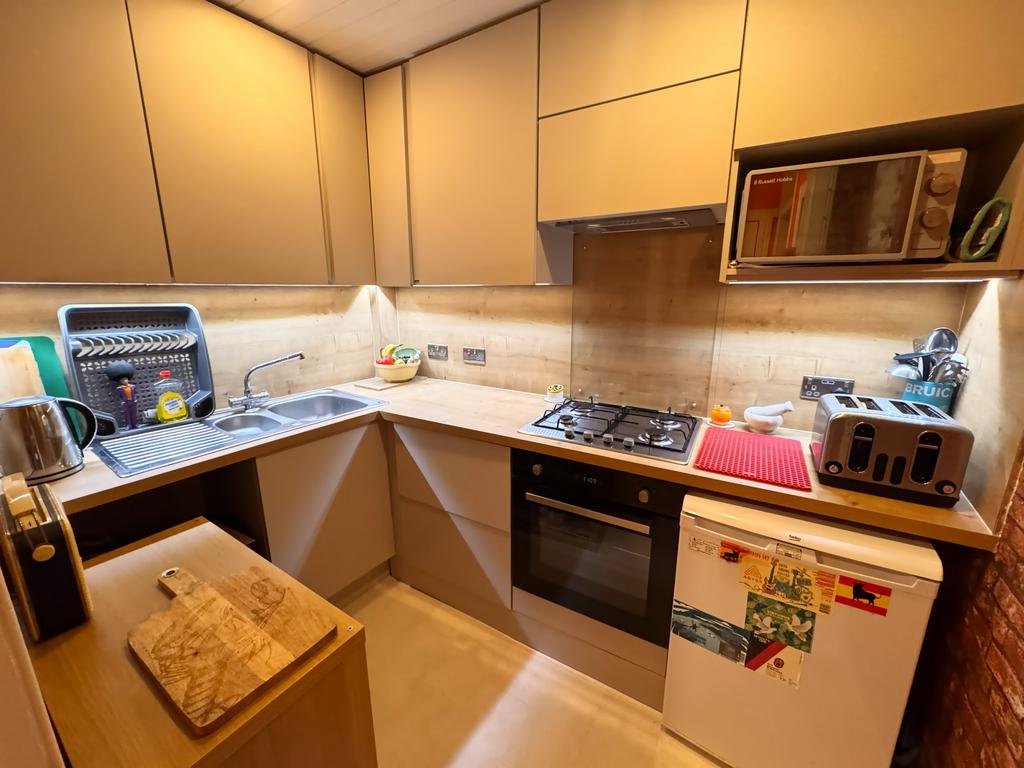 Kitchen 2