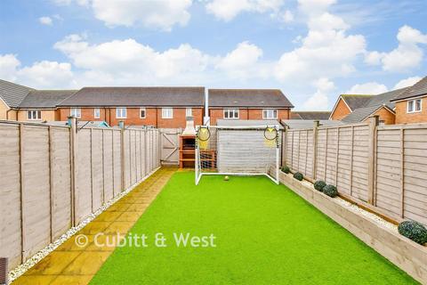 Cooper Drive, Littlehampton, West Sussex