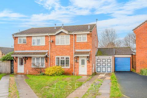 3 bedroom semi-detached house for sale, Swatchway Close, Ipswich, IP3