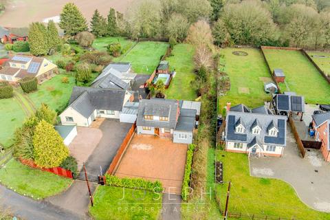 4 bedroom detached house for sale, Folly Lane, Copdock, IP8