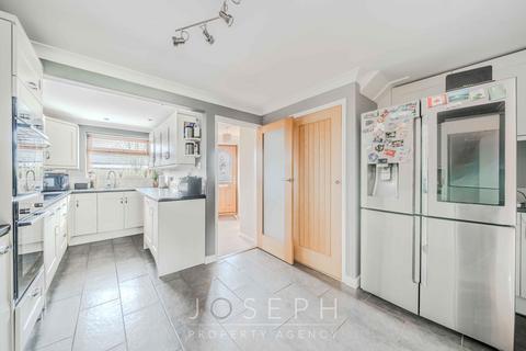 4 bedroom detached house for sale, Folly Lane, Copdock, IP8