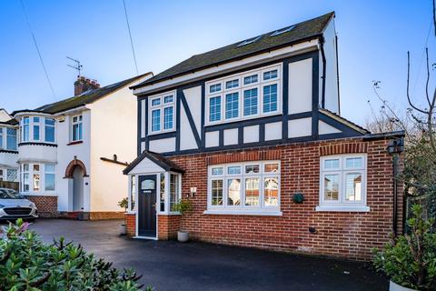 4 bedroom detached house for sale, Ravenswood Avenue, Tunbridge Wells TN2