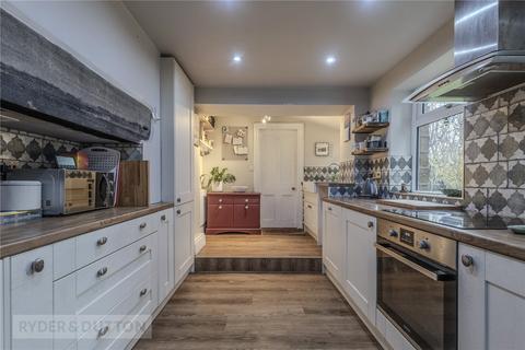 4 bedroom end of terrace house for sale, Scar Lane, Huddersfield, West Yorkshire, HD3