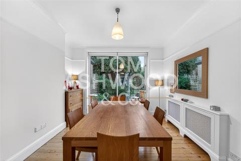 3 bedroom end of terrace house for sale, Stratton Drive, Leftley Estate, Barking, IG11