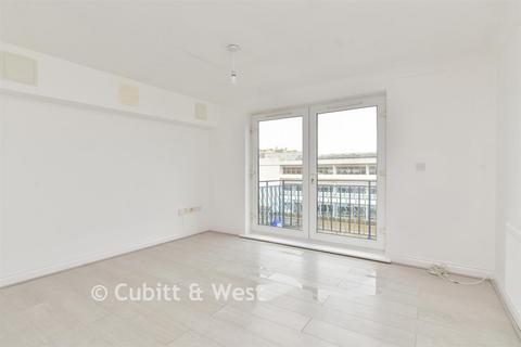 3 bedroom duplex for sale, The Strand, Brighton Marina Village, Brighton, East Sussex