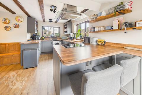 2 bedroom semi-detached house for sale, School Lane, Harleston