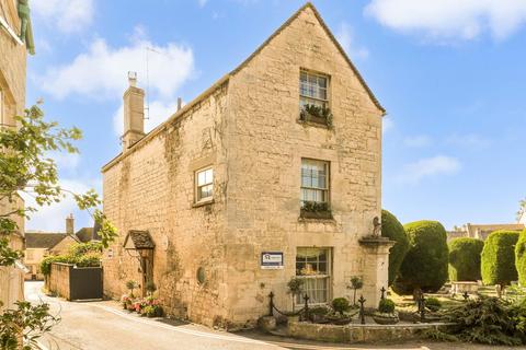 undefined, Painswick