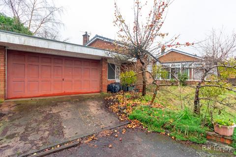 3 bedroom bungalow for sale, Chaucer Drive, Burntwood, WS7