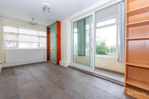 3 bedroom bungalow for sale, Chaucer Drive, Burntwood, WS7