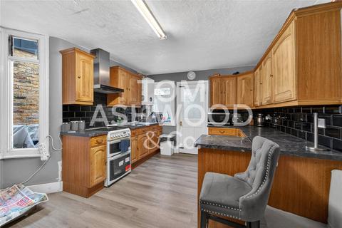 3 bedroom terraced house for sale, Eastfield Road, Walthamstow, E17