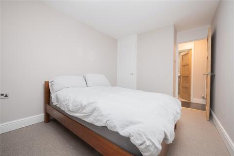 1 bedroom apartment for sale, Ivybridge Close, Twickenham