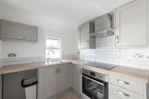 2 bedroom apartment for sale, Alma Road, St. Albans