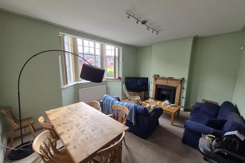 4 bedroom end of terrace house to rent, Minster Road, Coventry