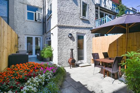 1 bedroom flat to rent, Princes Terrace, Brighton, East Sussex, BN2