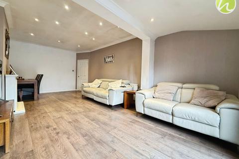 undefined, Rookery Close, Stanford-Le-Hope, SS17