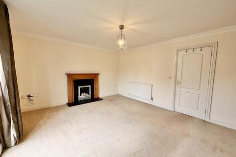 3 bedroom property to rent, Kenneth Vincent Close, Redditch