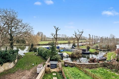 undefined, Bell Lane, Lechlade, GL7