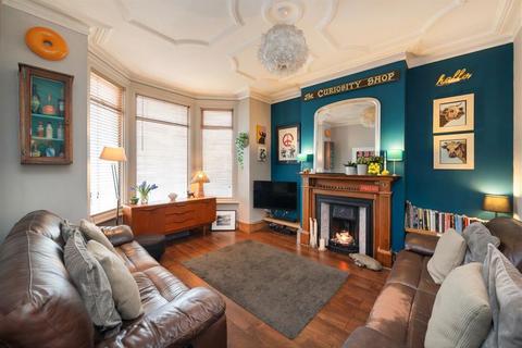 3 bedroom terraced house for sale, Gillingham Road, London NW2