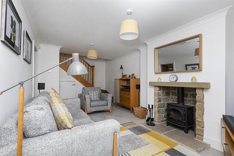 3 bedroom cottage for sale, Keepers Way, Huddersfield HD4