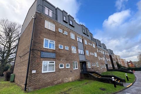 2 bedroom flat to rent, HIGH ROAD, EAST FINCHLEY, N2