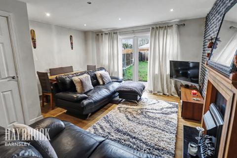3 bedroom townhouse for sale, Town Lands Close, Wombwell