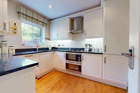 3 bedroom semi-detached house for sale, Hutton Row, South Shields, Tyne And Wear, NE33 3NU
