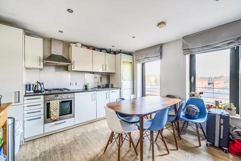 2 bedroom flat for sale, Isabella Mews, Balls Pond Road, London, N1