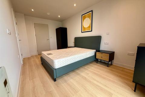 2 bedroom apartment to rent, Waterhouse Gardens, 1 Dutton Street