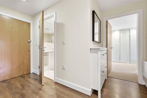 undefined, Basin Approach, London E16