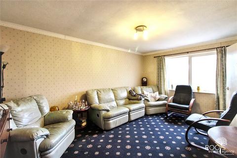 undefined, Austen Gardens, Berkshire RG14