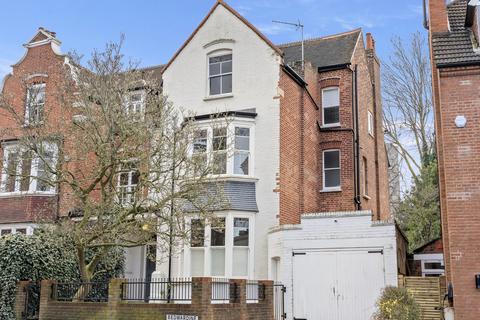 undefined, Bedwardine Road, London, SE19