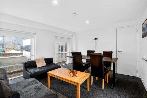 2 bedroom apartment to rent, Kings Head Yard, London, SE1