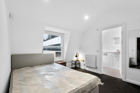 2 bedroom apartment to rent, Kings Head Yard, London, SE1