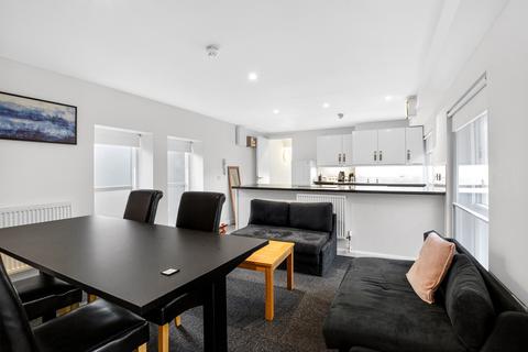 2 bedroom apartment to rent, Kings Head Yard, London, SE1