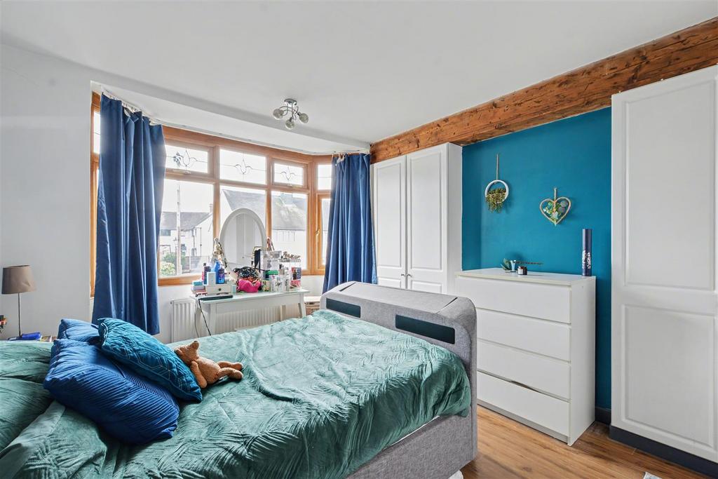 Bedroom 1 1.jpeg