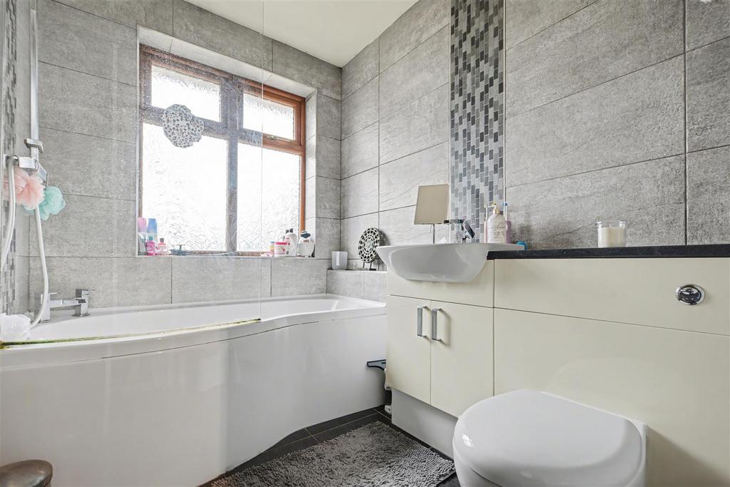 Bathroom.jpeg