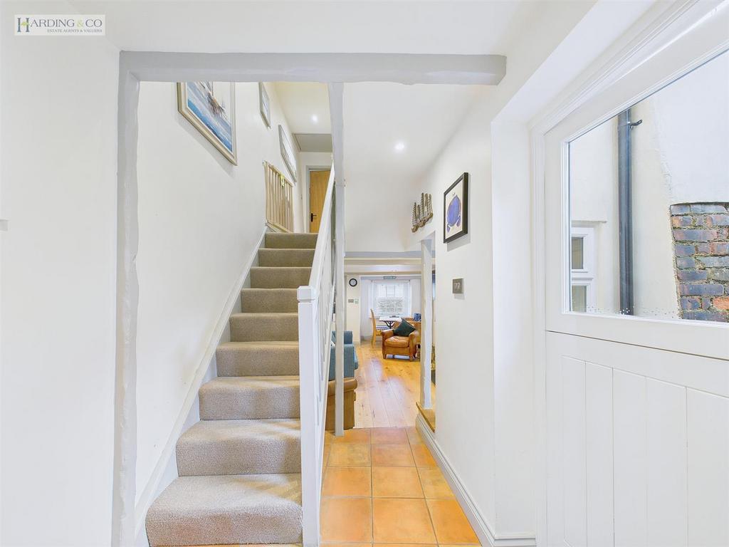 Staircase.jpg